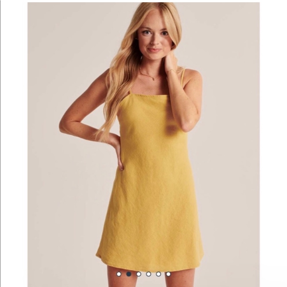 New Abercrombie dress bought last summer but never worn